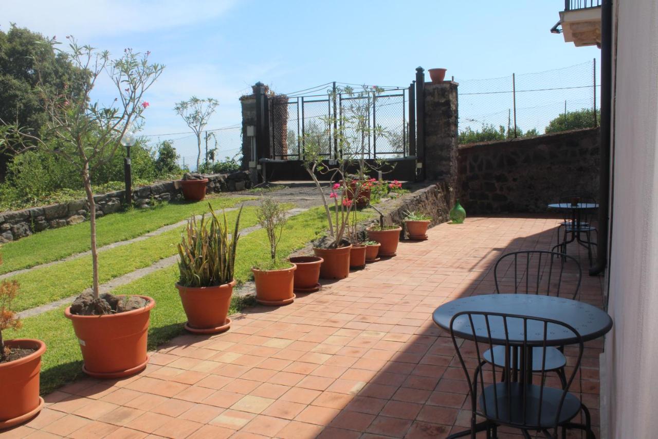 Villa Il Giardino Degli Ovali Fiumefreddo di Sicilia Exterior foto